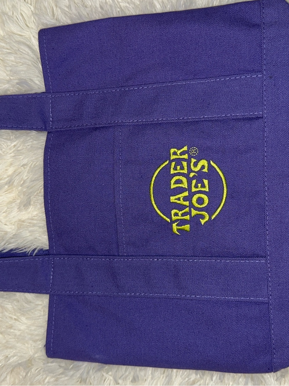 New no tags Trader Joe's Reusable Tote Shopping Mini Bag Small Purple Green